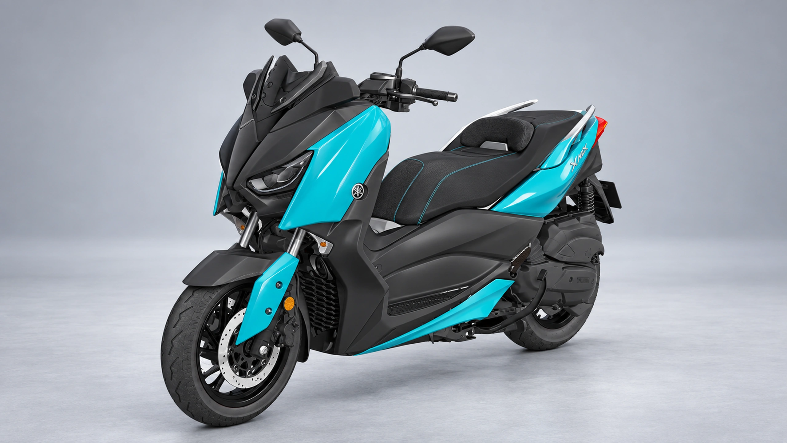 Bấm để xem toàn màn hình 20XMAX