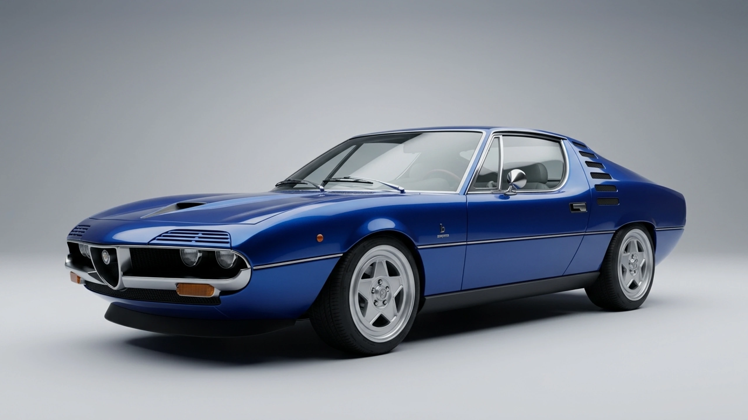 Alfa Romeo Montreal