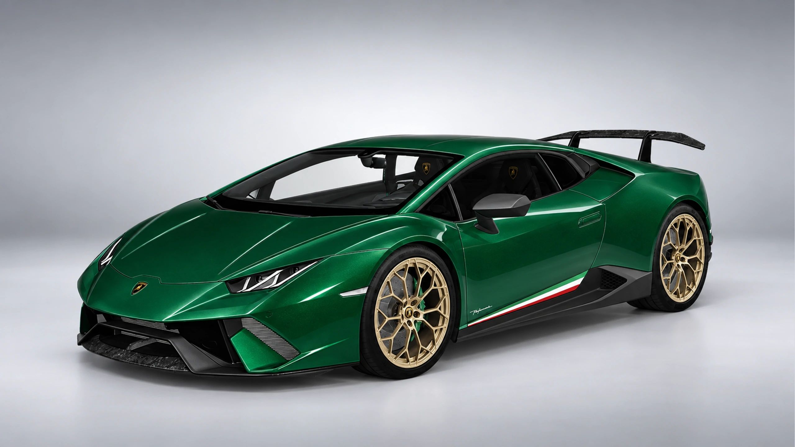 Klicken, um im Vollbild anzuzeigen Huracán Performante
