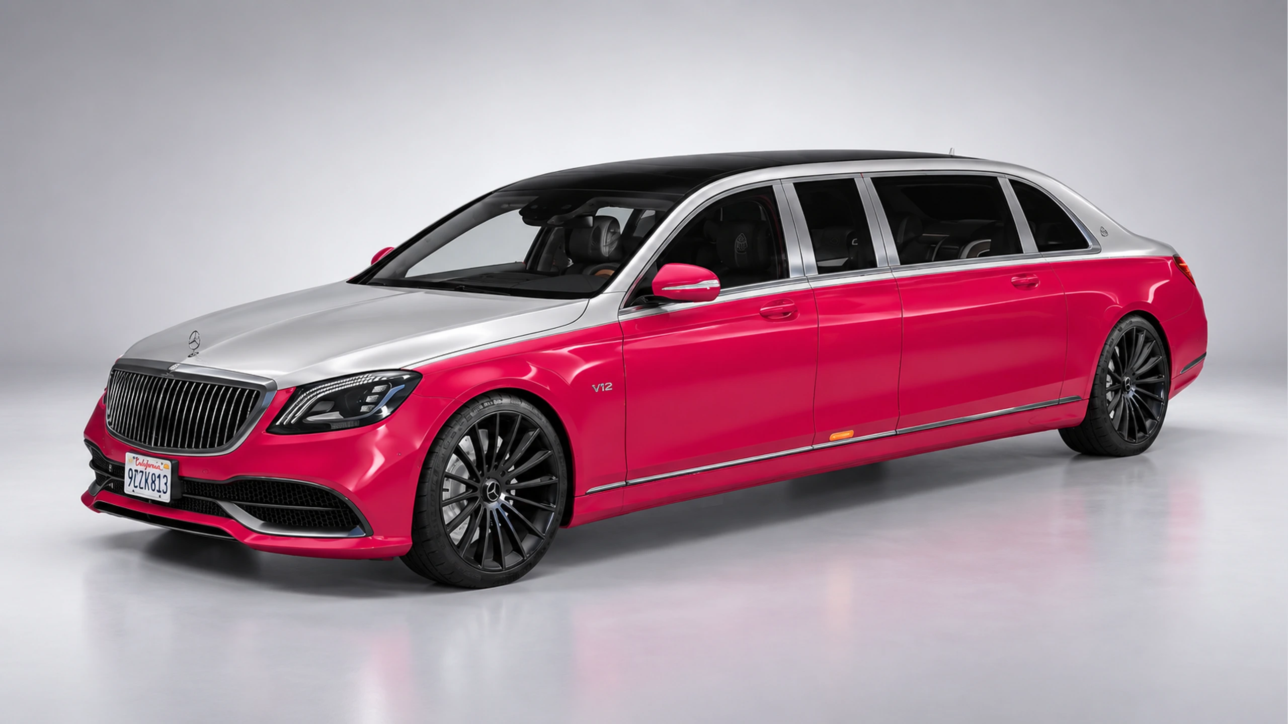 Klicken, um im Vollbild anzuzeigen Mercedes-Maybach S650 Pullman