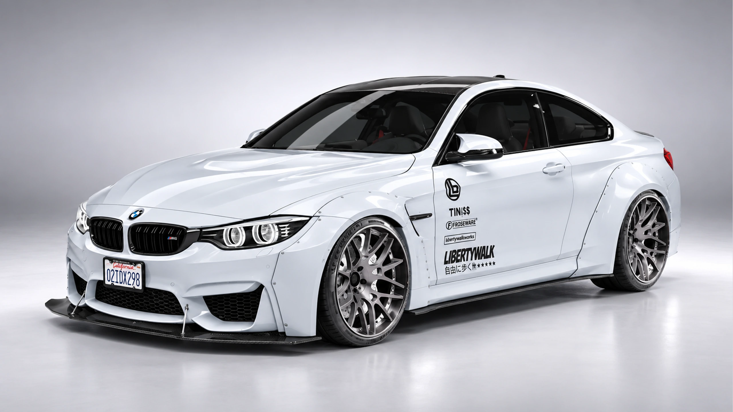 BMW M4 GTS R-Mod