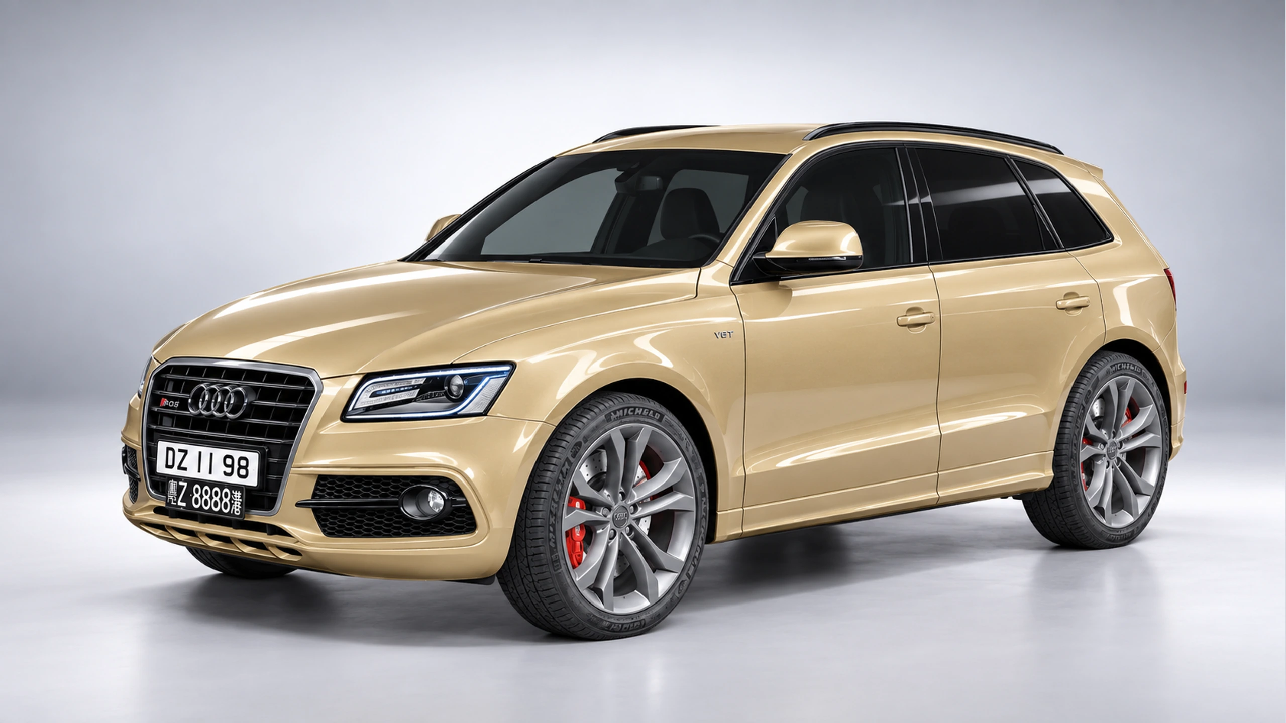 Click to view fullscreen Audi SQ5