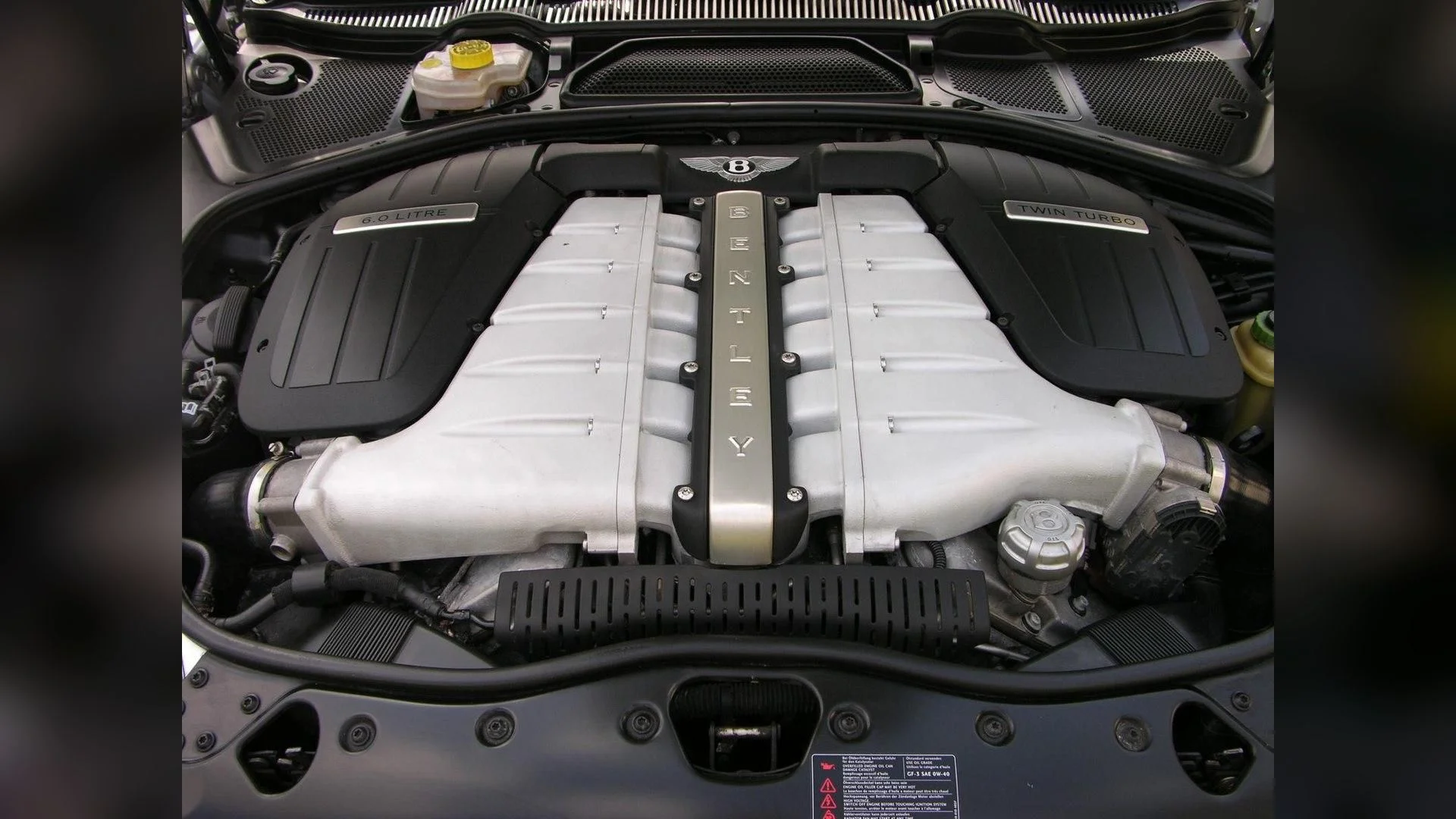 Bentley W12 Twin Turbo Engine Sound