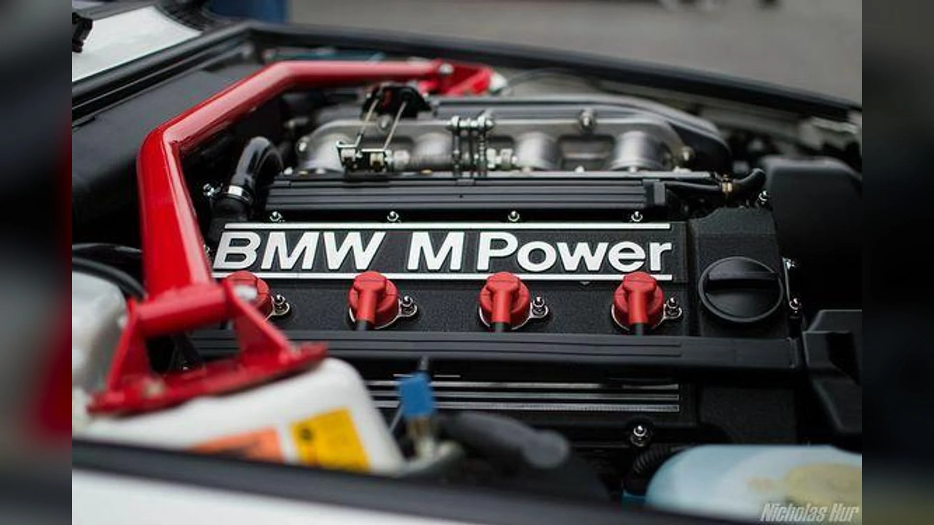 BMW M3 E30 S14 2.3 I4 Engine Sound