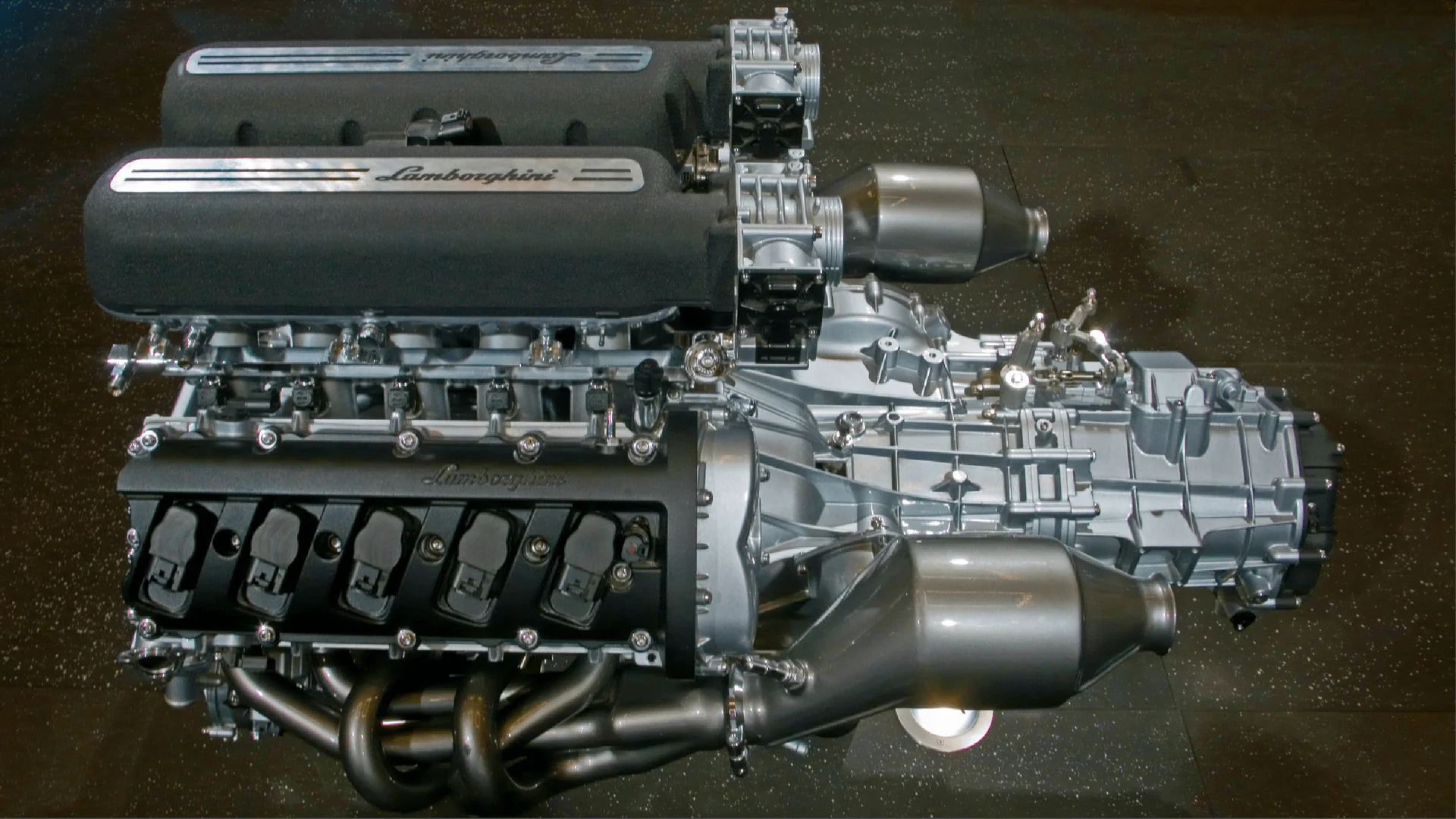 Lamborghini Huracan / Audi R8 5.2L V10 Engine Sound