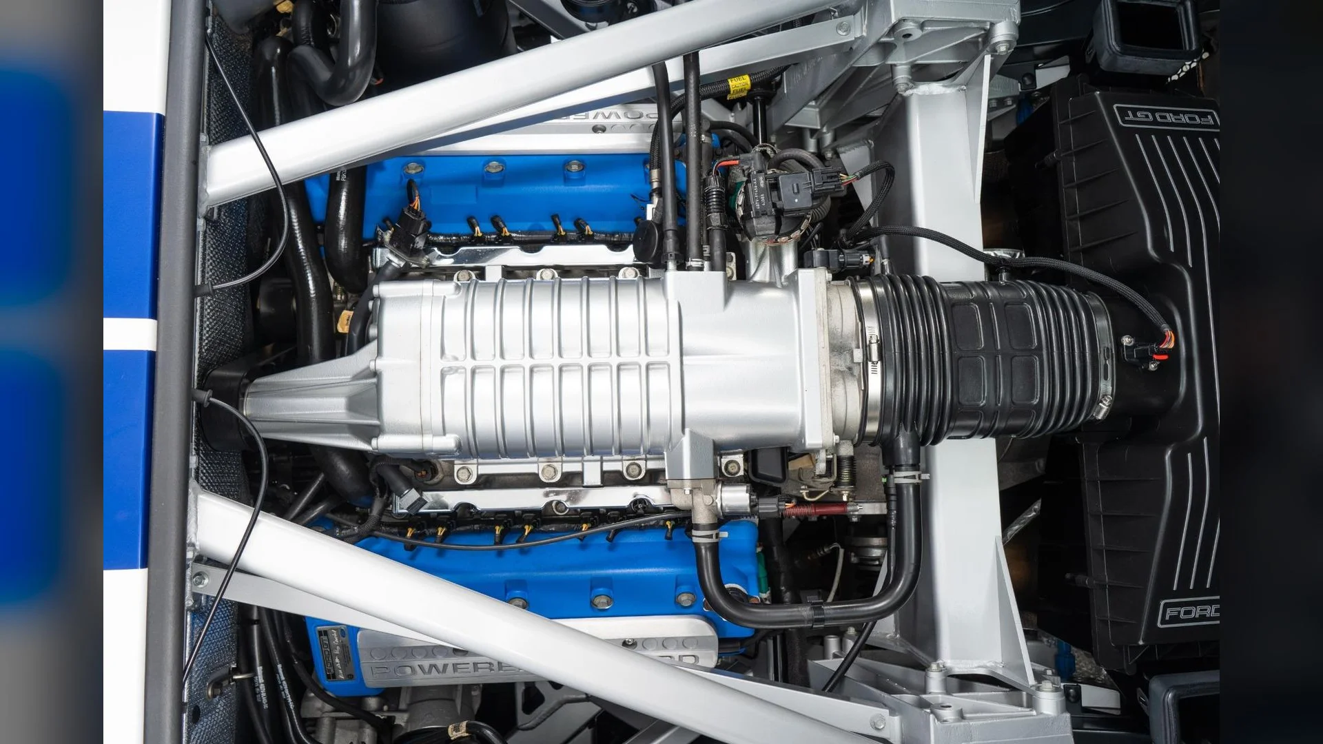 Bấm để xem toàn màn hình Ford GT Modular 5.4L 32v V8 Engine Sound