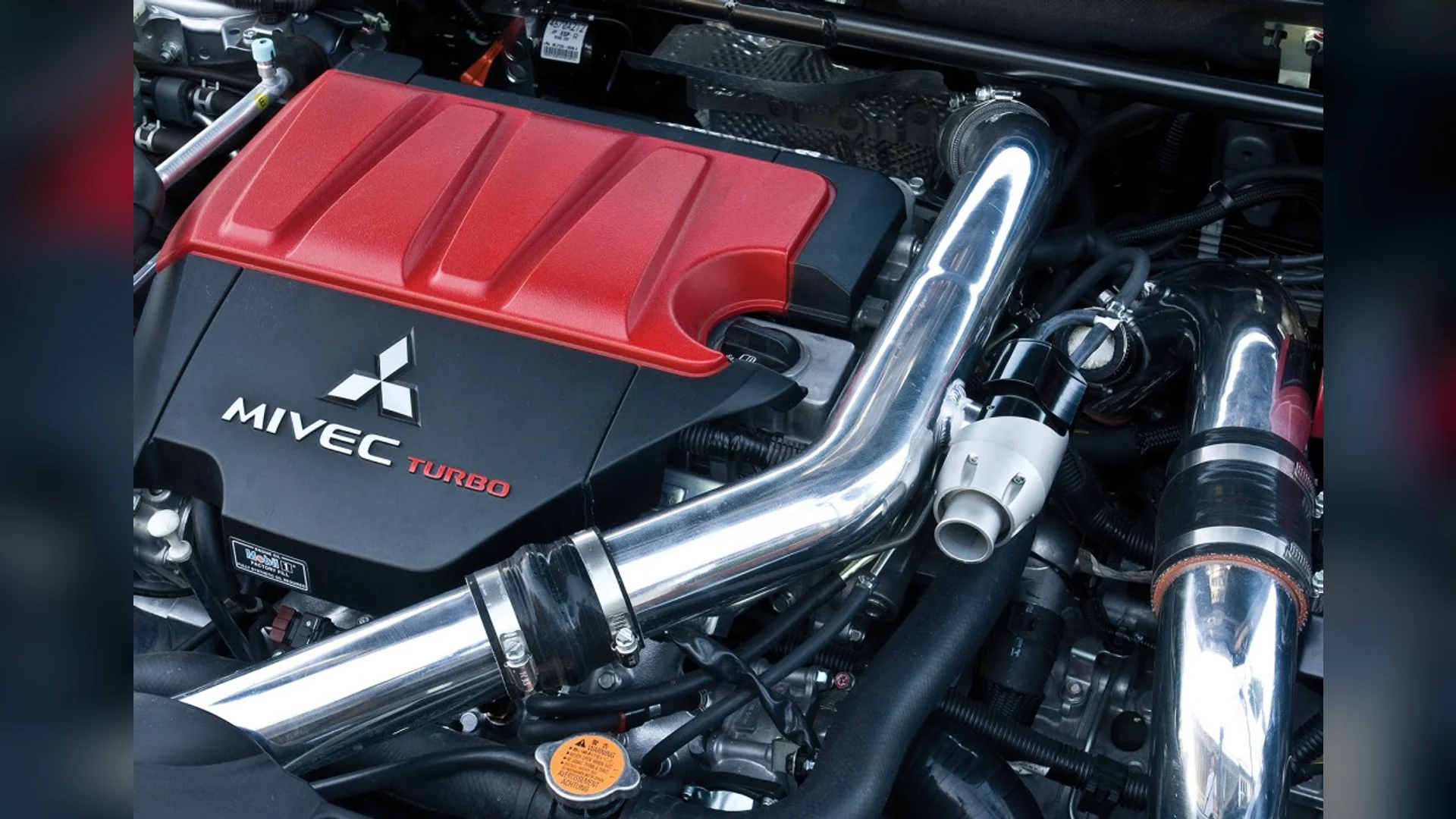 Bấm để xem toàn màn hình Mitsubishi Evo X 4B11T Engine Sound