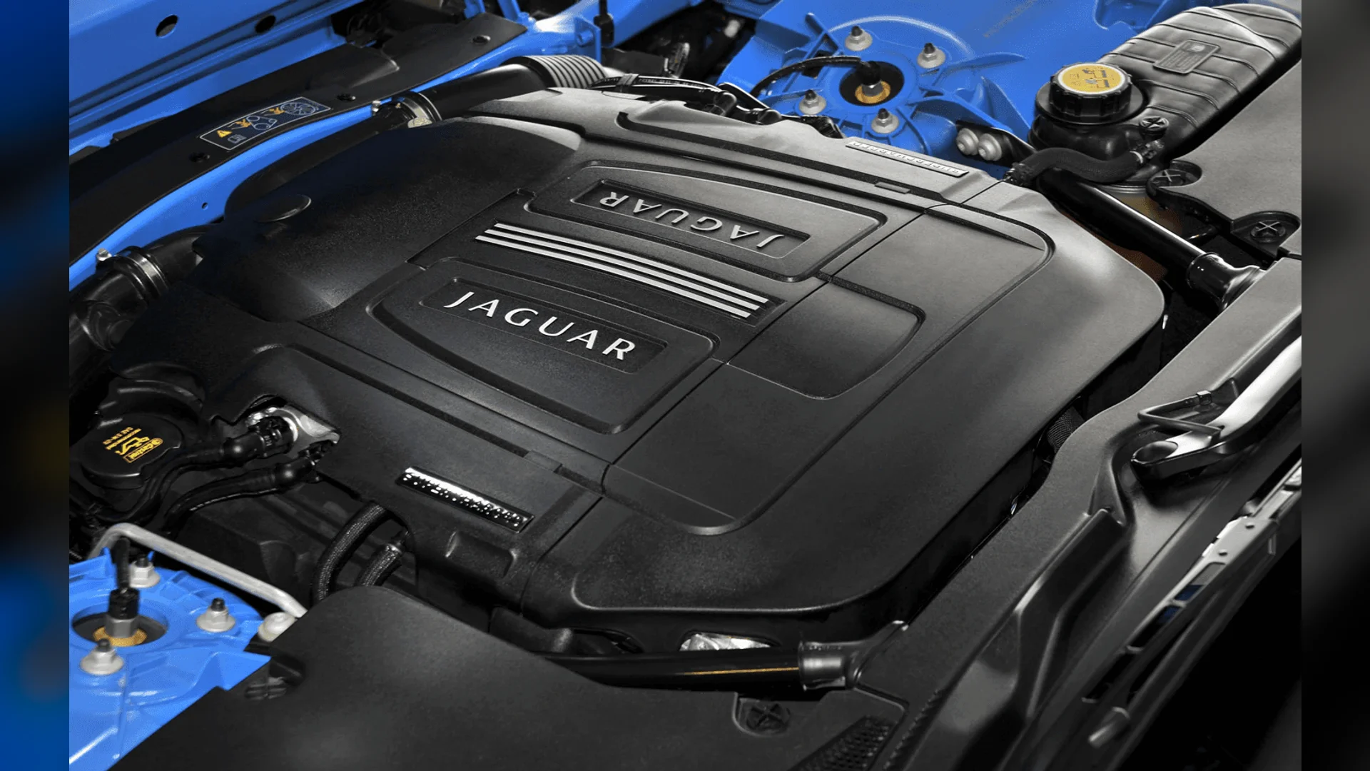 Bấm để xem toàn màn hình Jaguar XKR-S Engine Sound