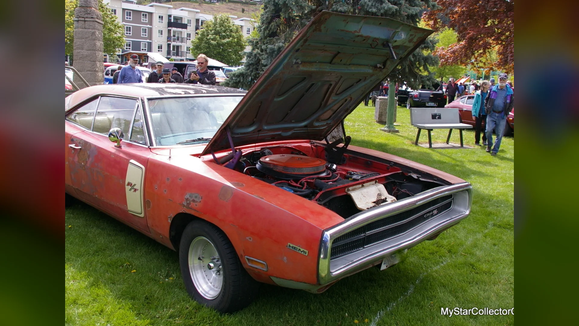 Dodge Charger R/T 1970 V8 Engine Sound
