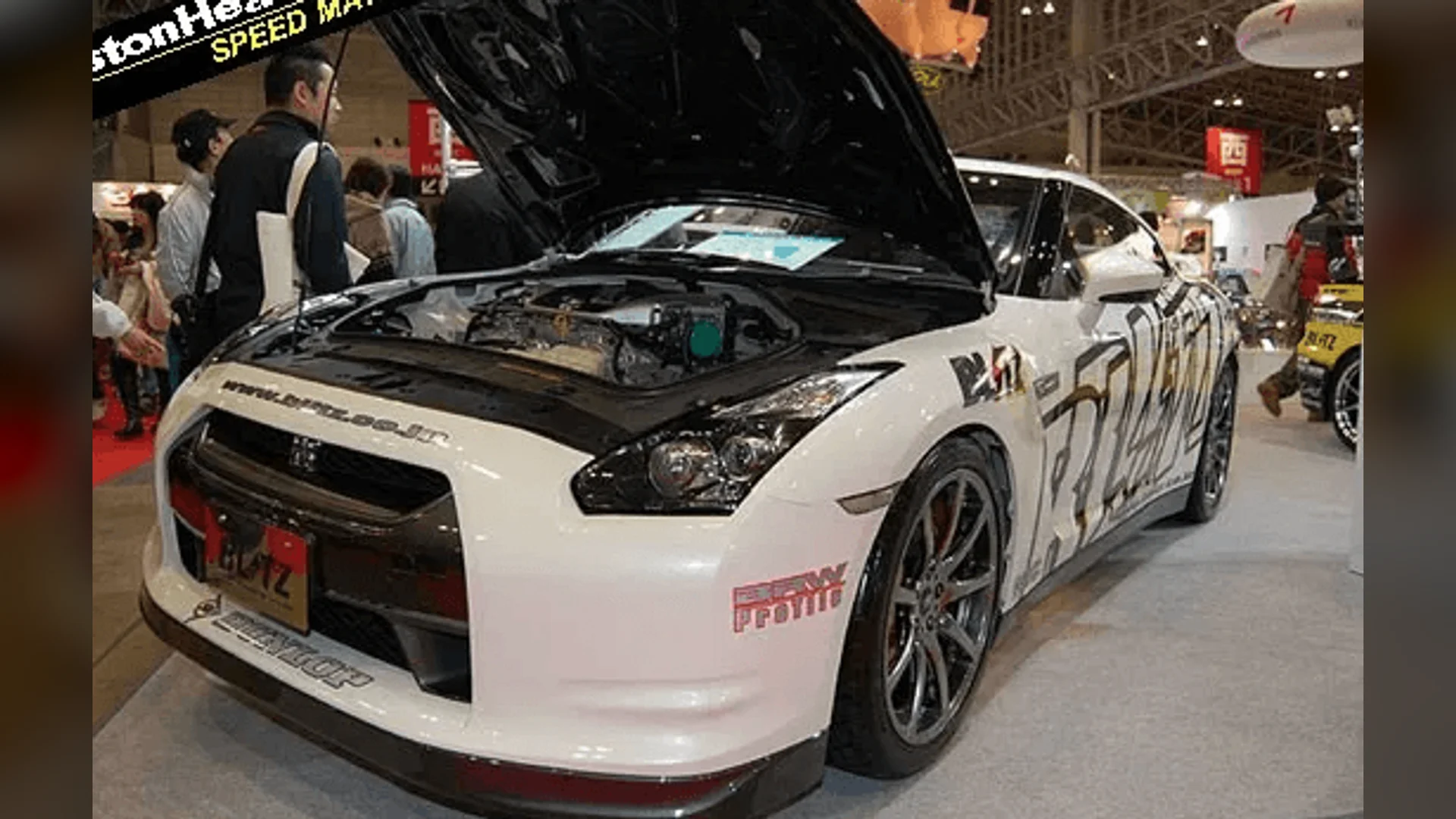 Bấm để xem toàn màn hình Nissan GT-R R35 3.8L V6 - Engine Sound